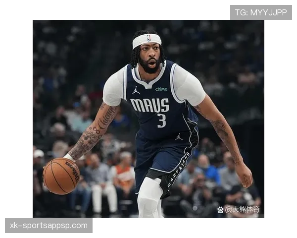 戴维斯挡拆制造内线优势 提升球队关键得分效率