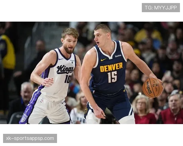 卡尔-安东尼·唐斯内线高效得分拉开对约基奇防守差距