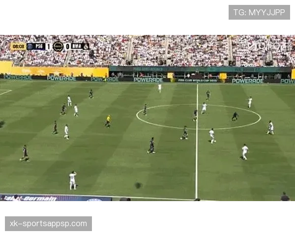 姆巴佩离队危机再起波澜：巴黎圣日耳曼陷入内乱，未来的豪门之路摇摇欲坠